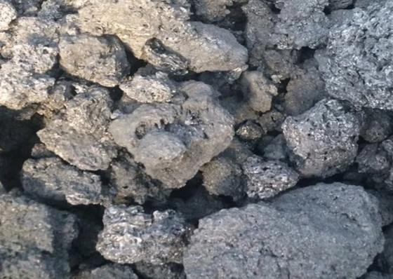 কালো ক্যালসাইন্ড পেট্রোলিয়াম কোক ফুয়েল 1-3mm/1-5mm মাল্টি ফাংশনাল