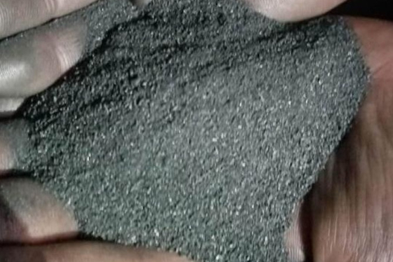 S 0.1% গ্রাফিটাইজড পেট্রোলিয়াম কোক গ্রাফাইট ইলেকট্রোড পাউডার কম আর্দ্রতা