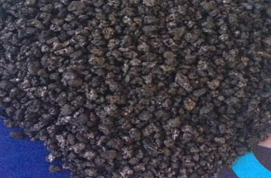 কালো ক্যালসাইন্ড পেট্রোলিয়াম কোক ফুয়েল 1-3mm/1-5mm মাল্টি ফাংশনাল
